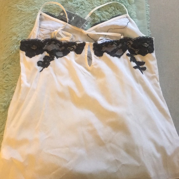 Lace cami top - Picture 4 of 4